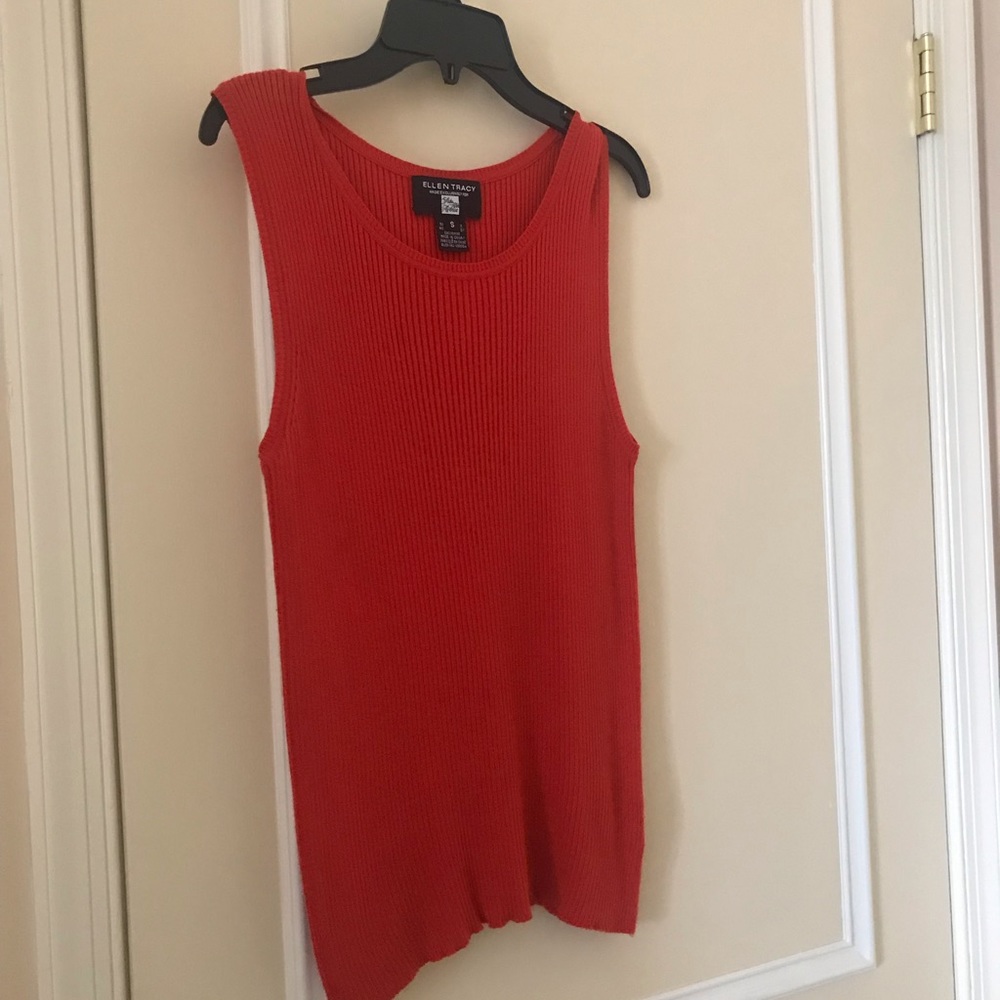 Ellen Tracy scoop neck orange sleeveless top